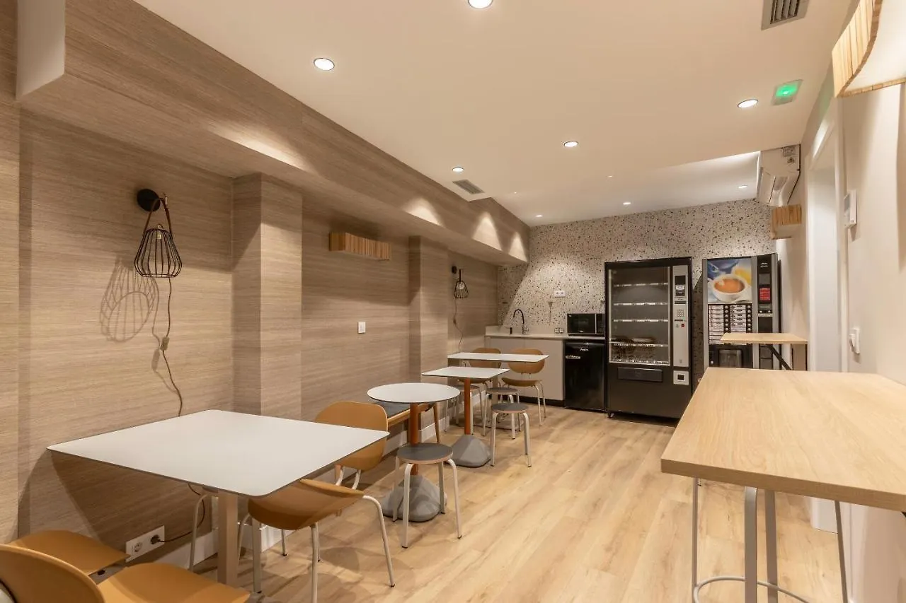 Gasthof Uri Hostel Bilbao Rooms