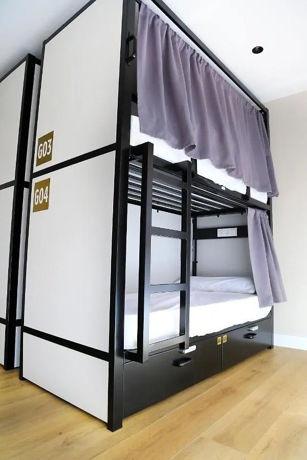 Gasthof Uri Hostel Bilbao Rooms