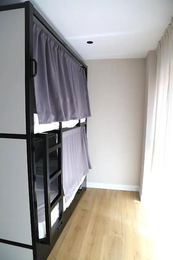 Uri Hostel Bilbao Rooms Spanien